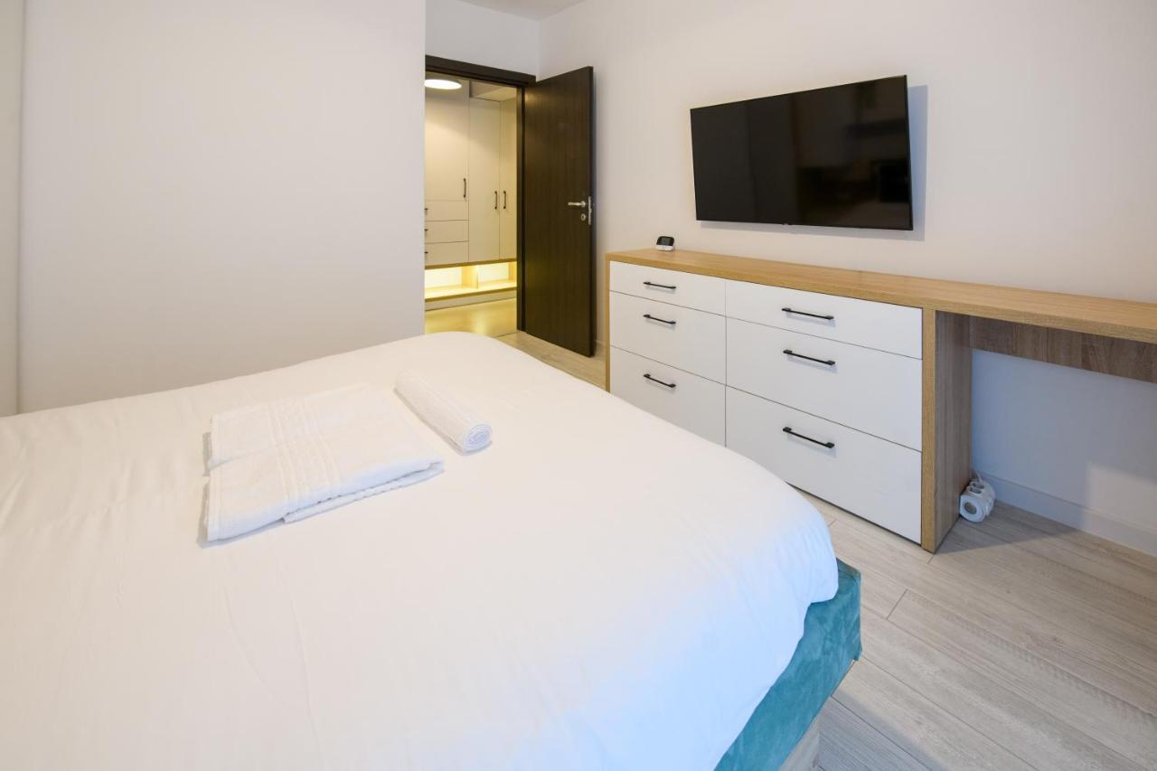 Smart Concept Living Plaza Apartment Букурещ Екстериор снимка
